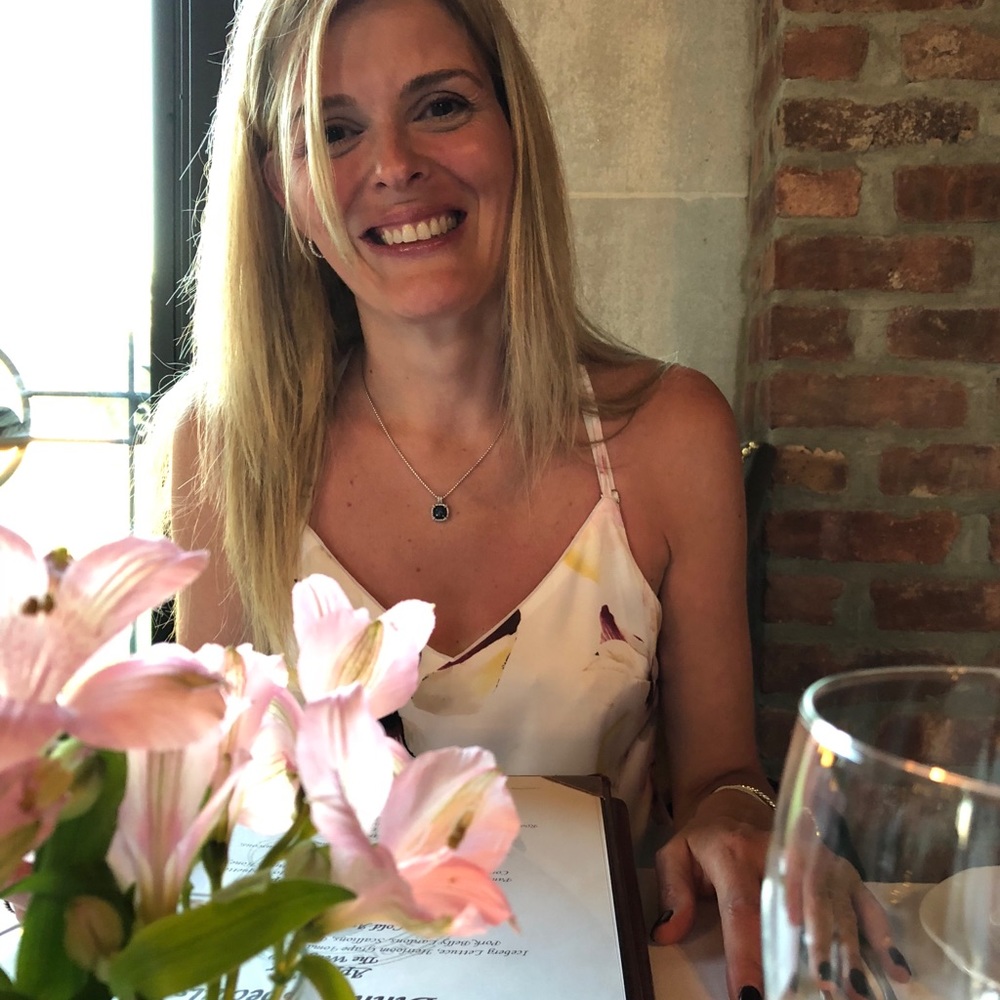 Meet your Posher, Julia